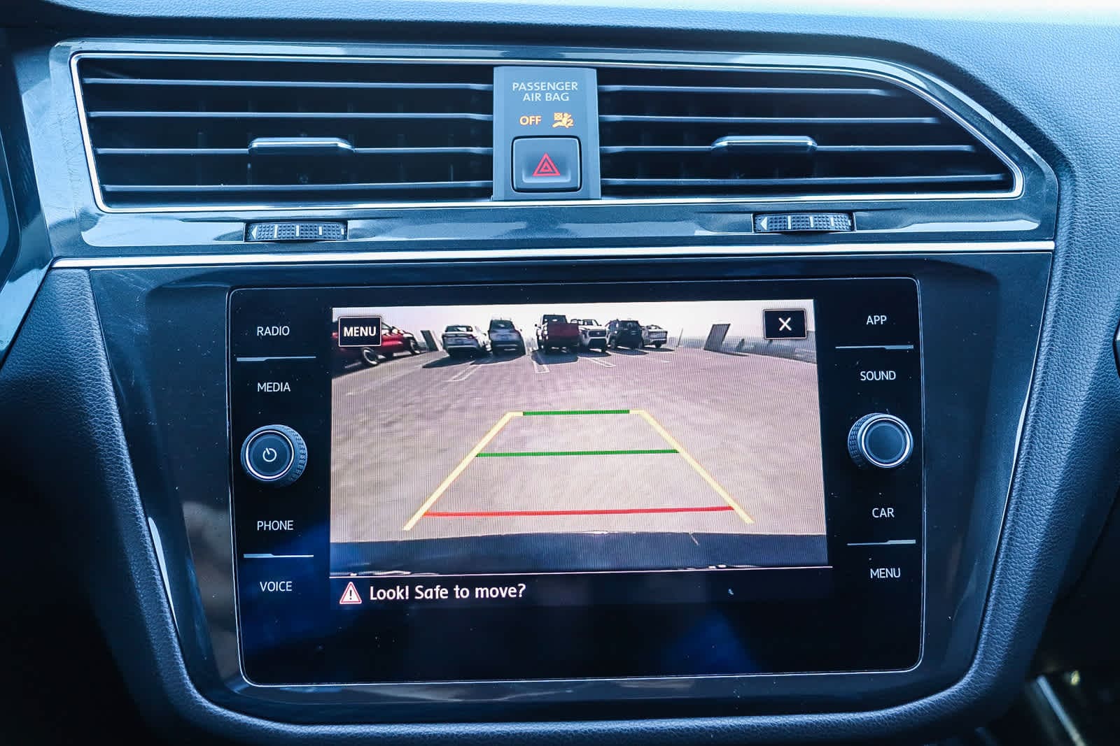 Thumbnail: 2019 Volkswagen Tiguan - 26