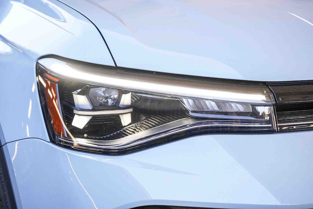 New 2026 Volkswagen Taos 1.5T SE SUV