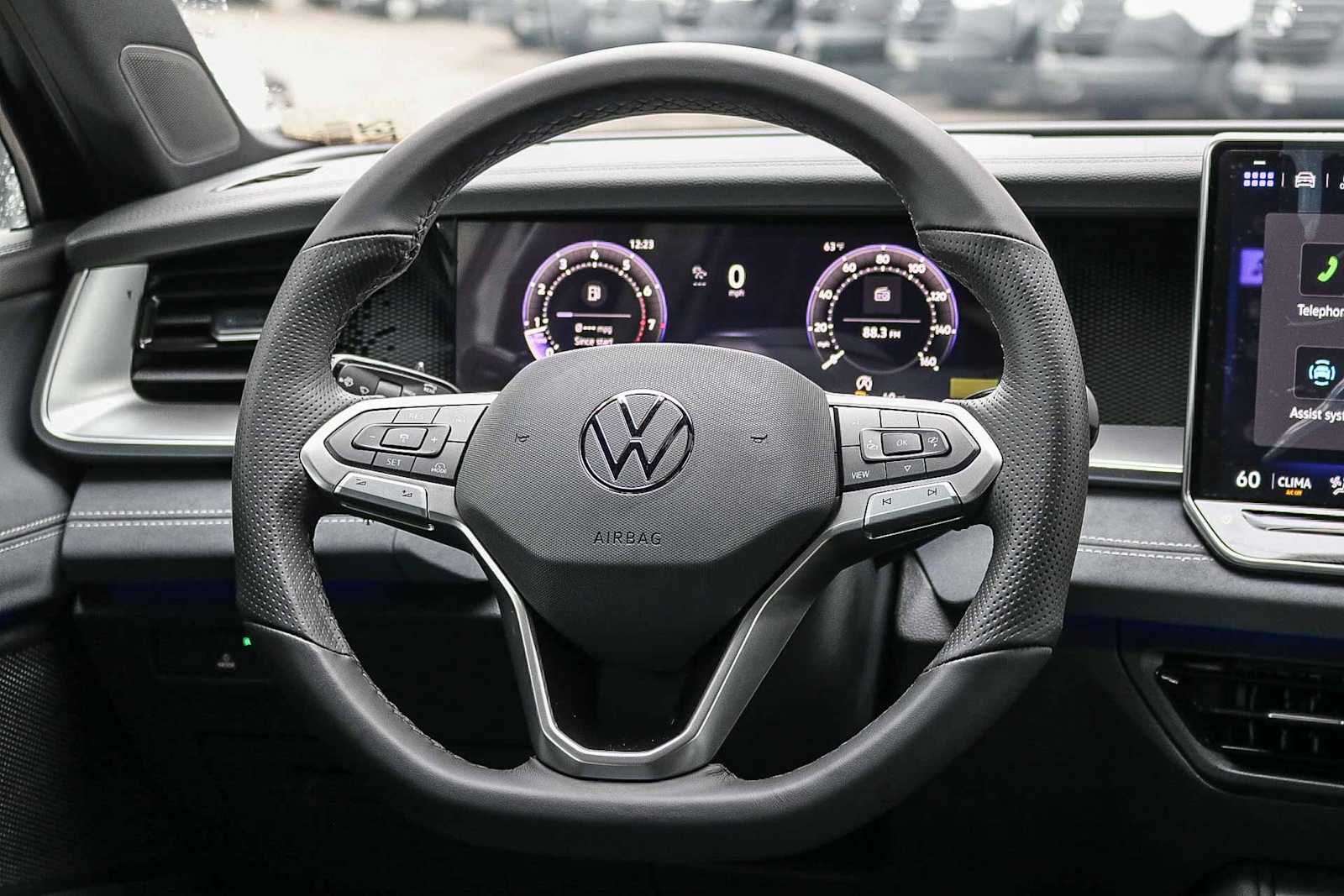 Thumbnail: 2026 Volkswagen Tiguan - 16