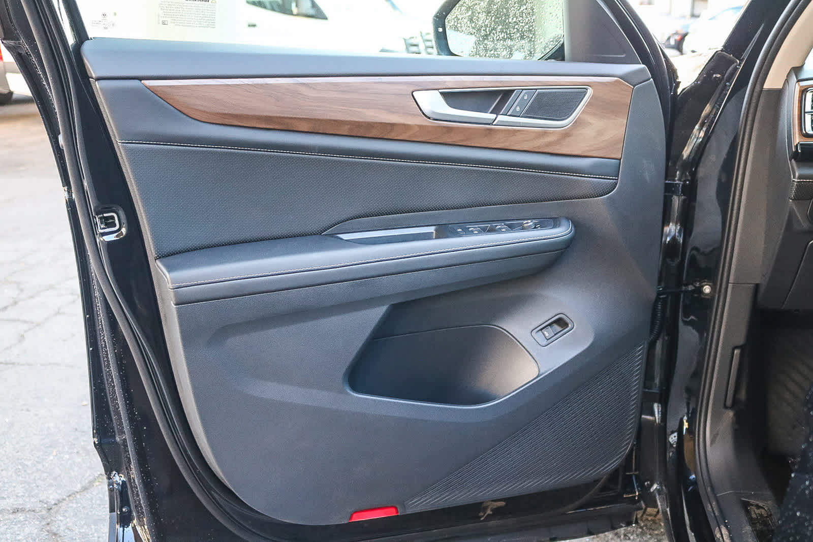 Thumbnail: 2026 Volkswagen Atlas - 23