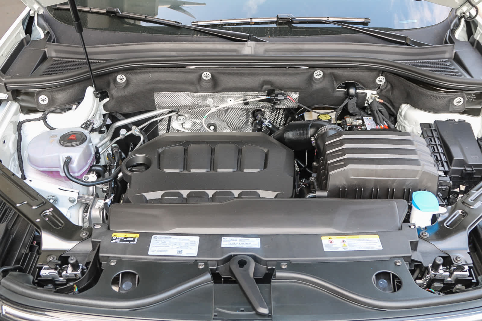 Thumbnail: 2025 Volkswagen Atlas - 12