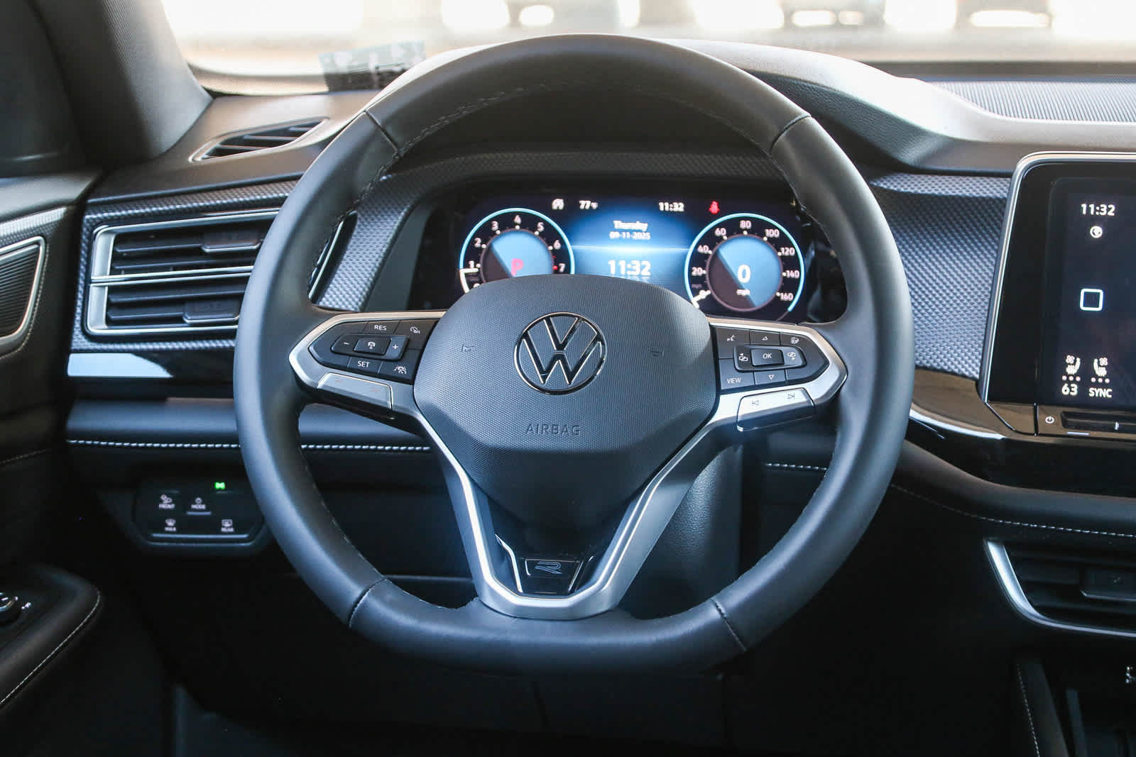 Thumbnail: 2026 Volkswagen Atlas - 16