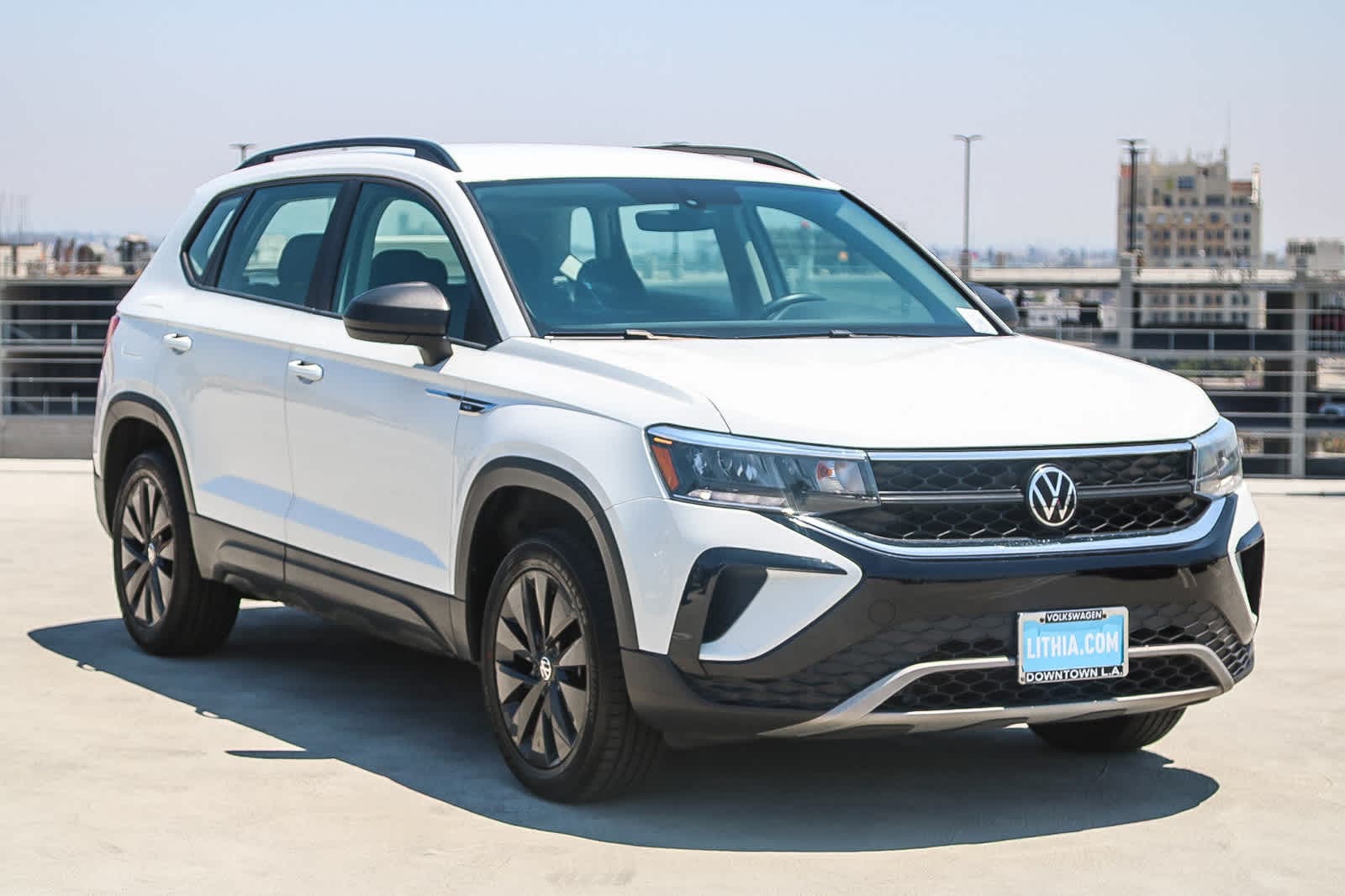 Thumbnail: 2023 Volkswagen Taos - 3