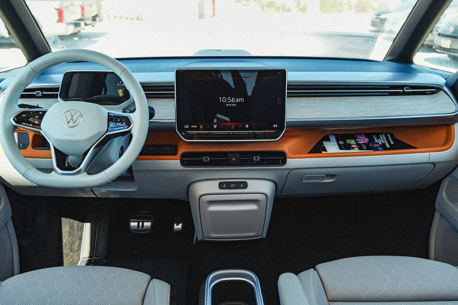 Thumbnail: 2025 Volkswagen ID.Buzz - 14