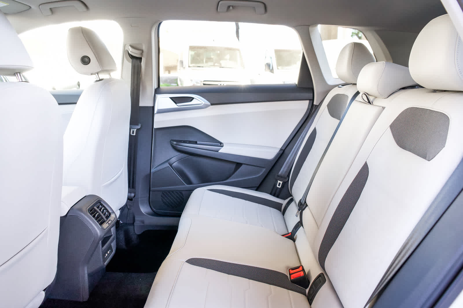 Thumbnail: 2026 Volkswagen Taos - 19