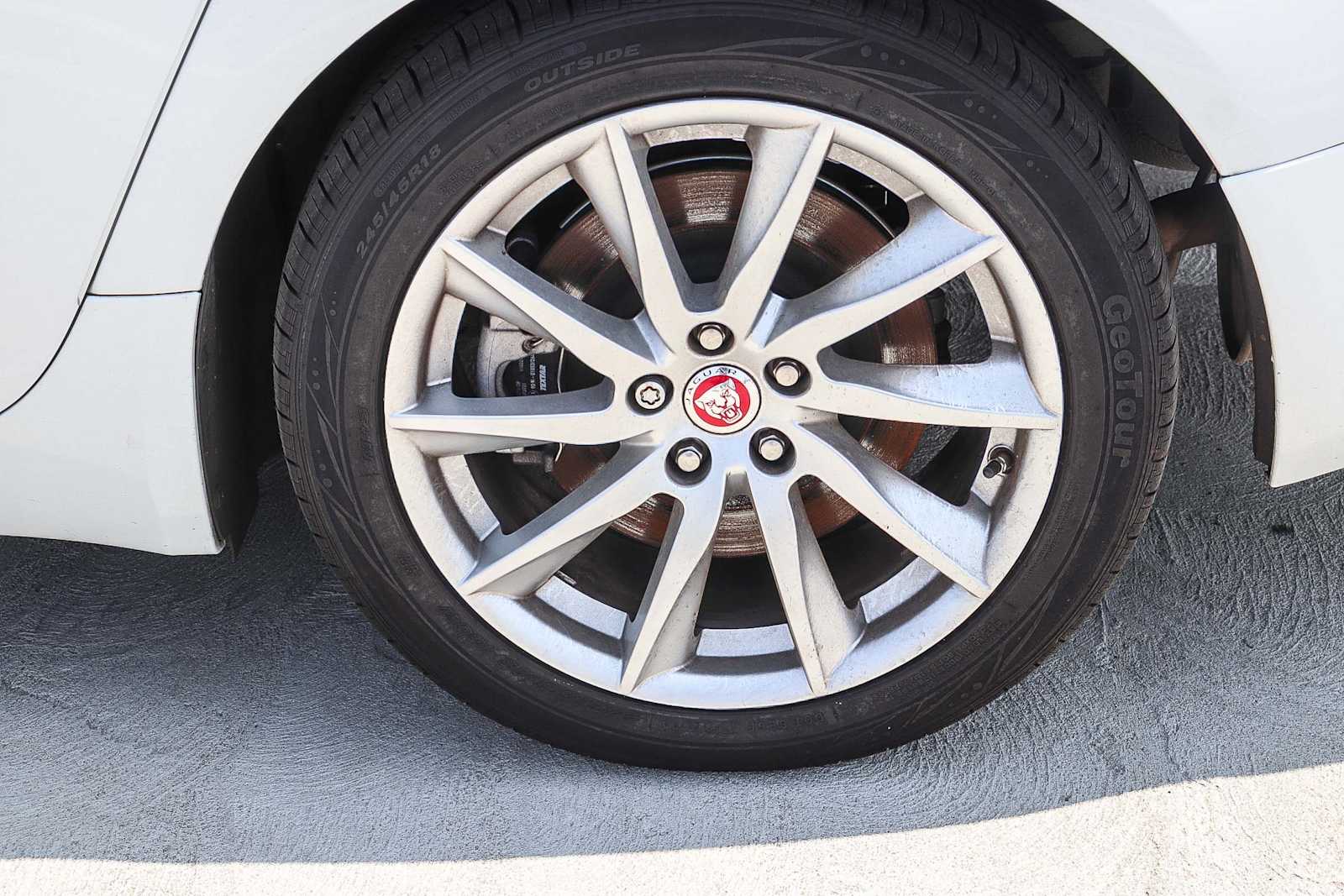 Thumbnail: 2015 Jaguar XF - 12
