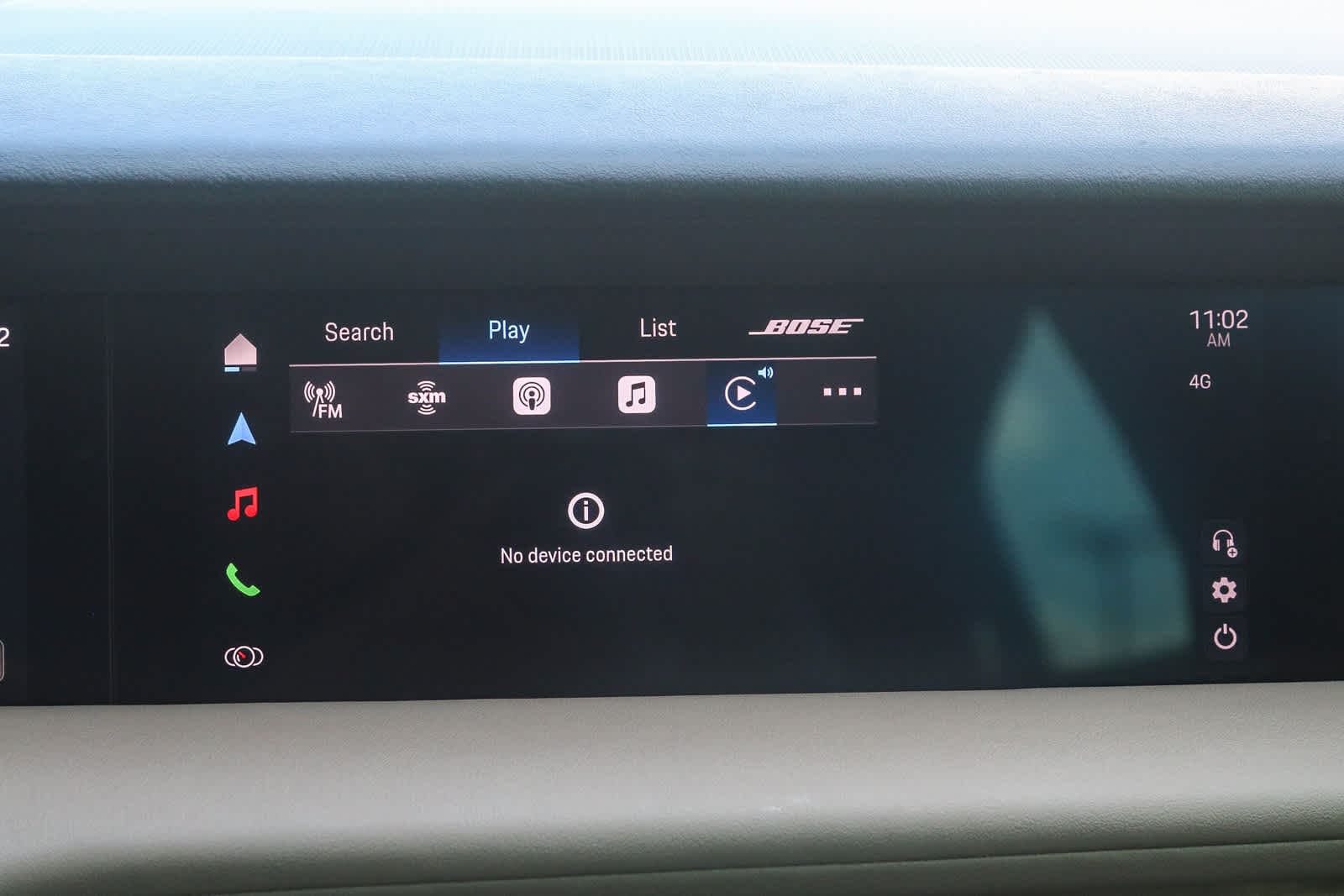 Thumbnail: 2025 Porsche Taycan - 19