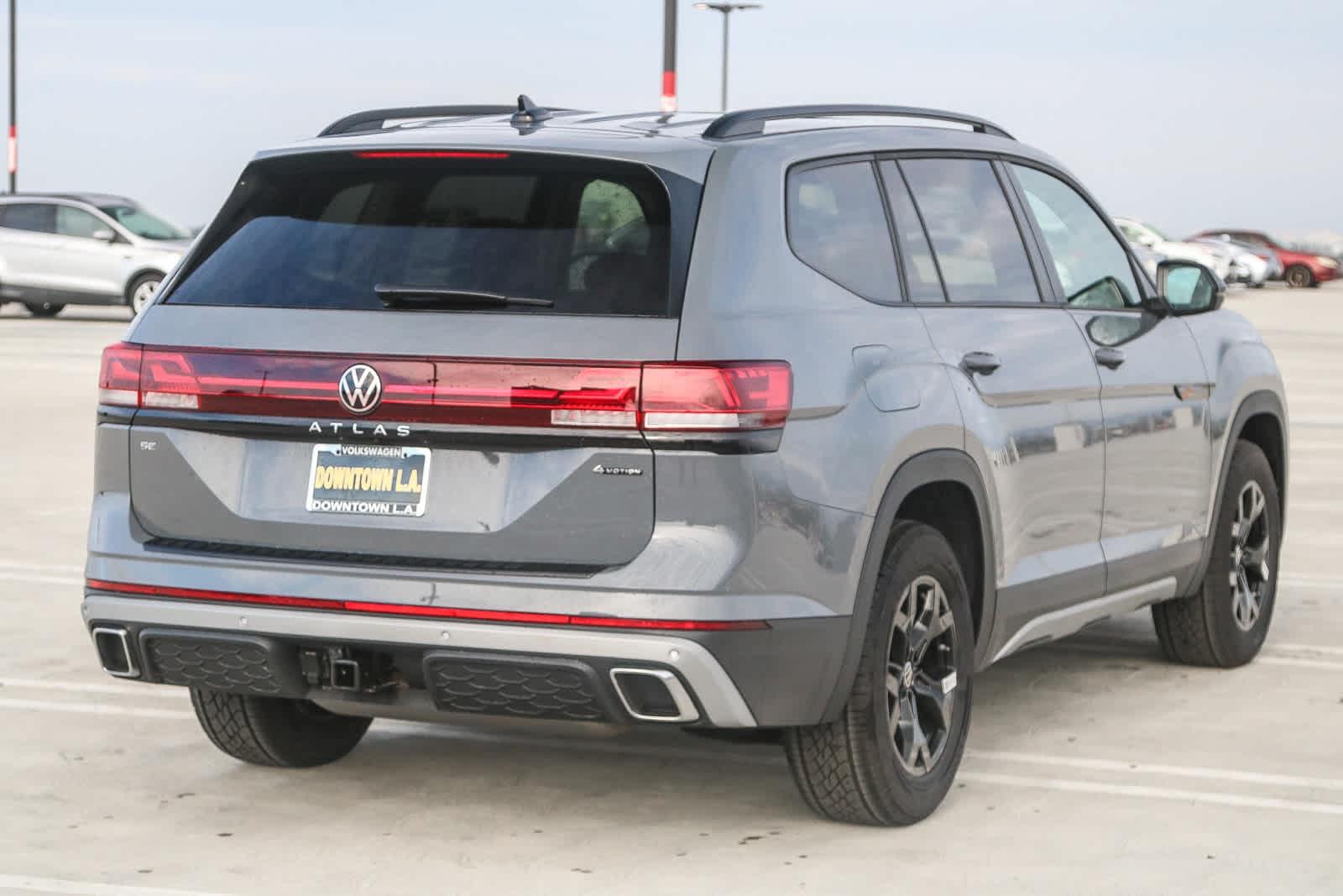 Thumbnail: 2025 Volkswagen Atlas - 6