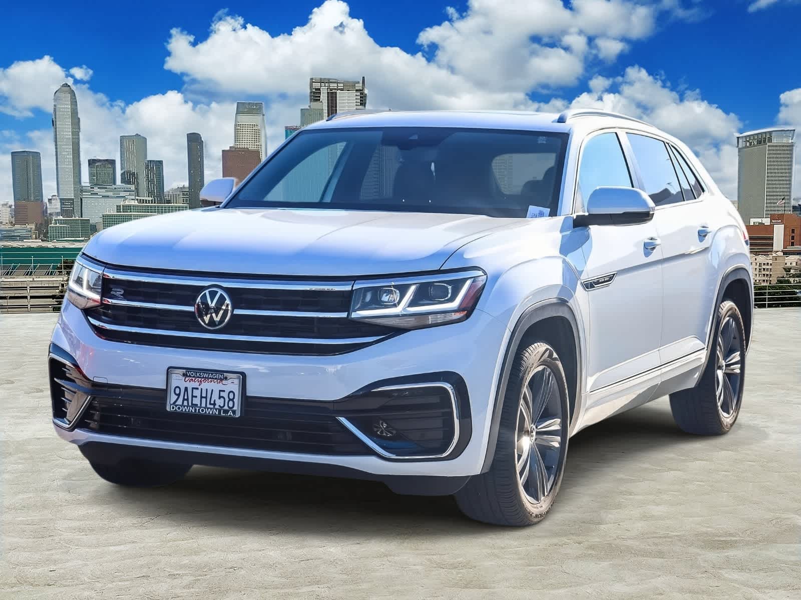 2022 Volkswagen Atlas Cross Sport SEL R-Line