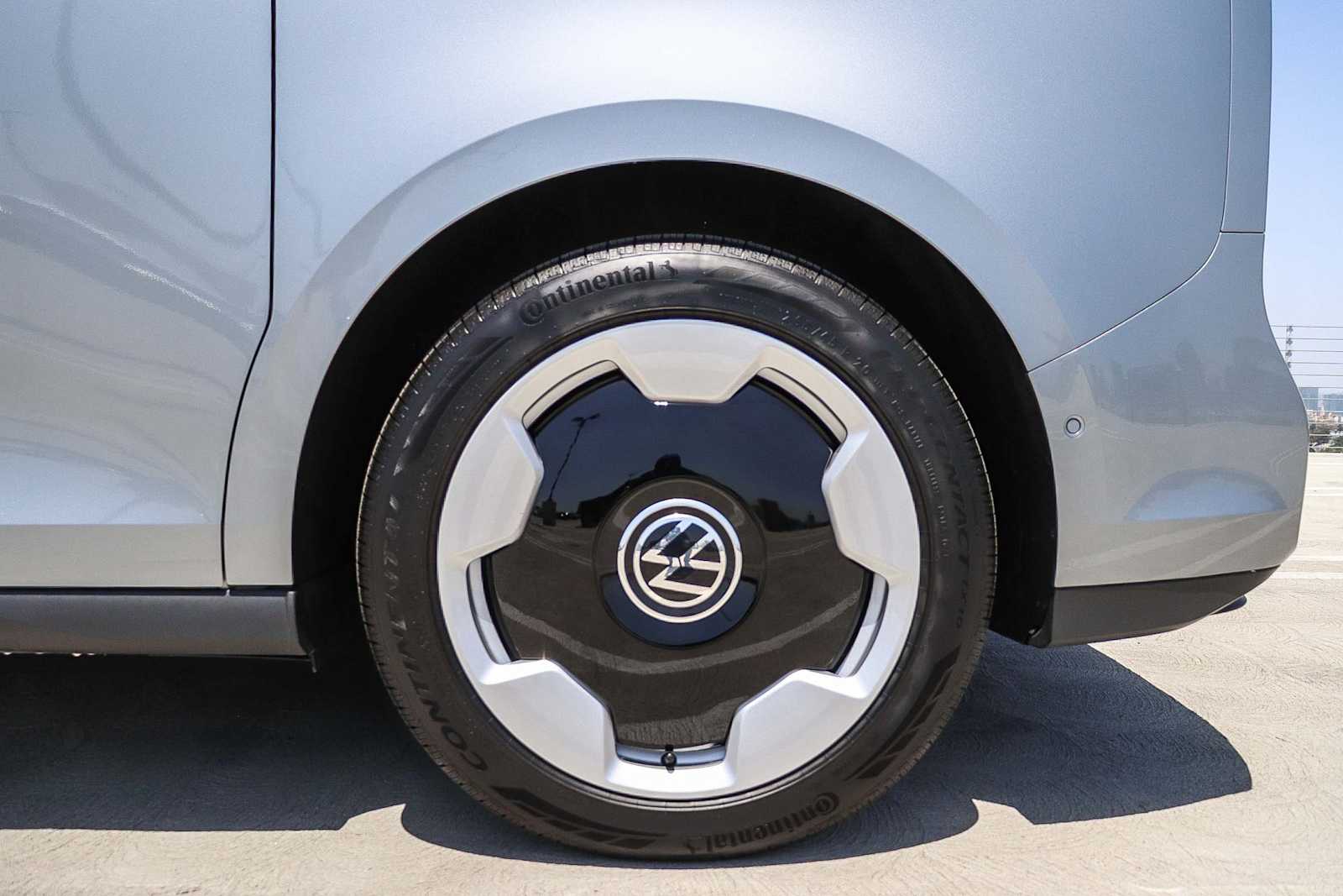 Thumbnail: 2025 Volkswagen ID.Buzz - 10