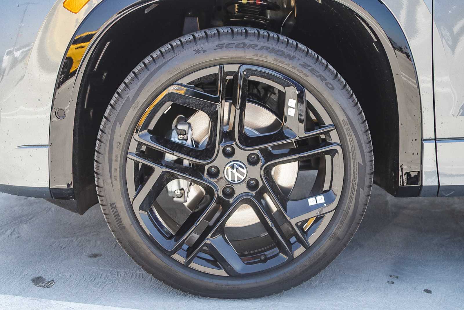 Thumbnail: 2025 Volkswagen Tiguan - 11