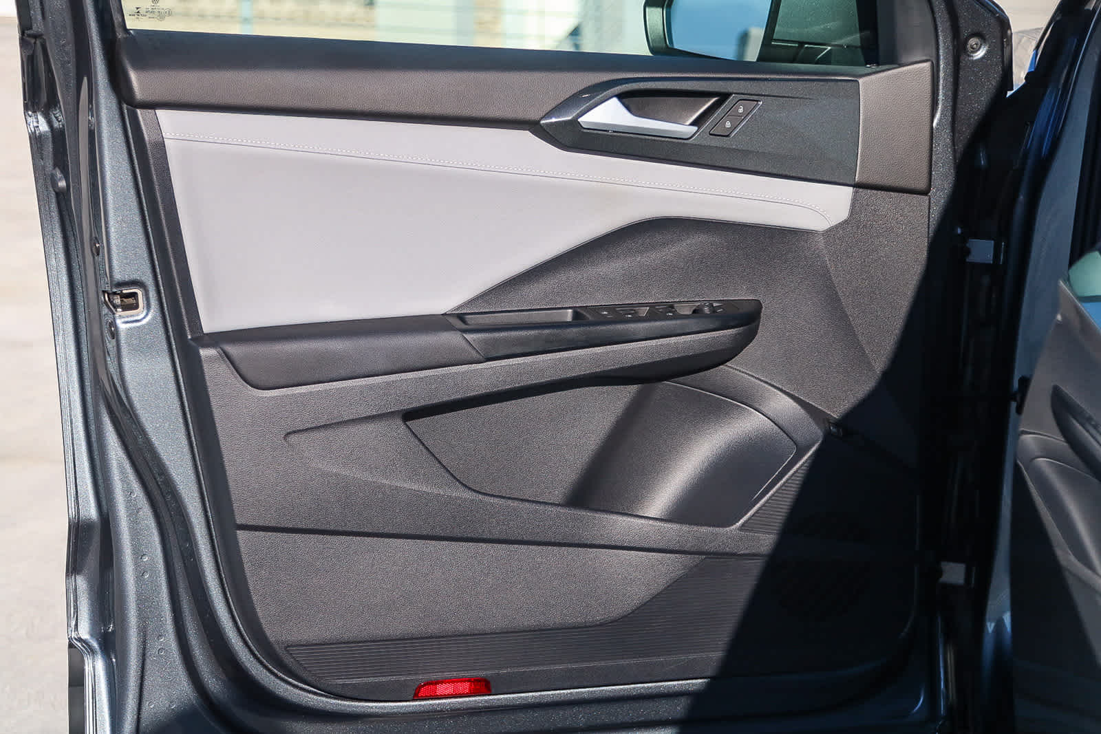 Thumbnail: 2022 Volkswagen Taos - 23