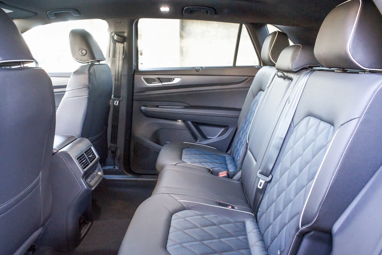 Thumbnail: 2026 Volkswagen Atlas - 19