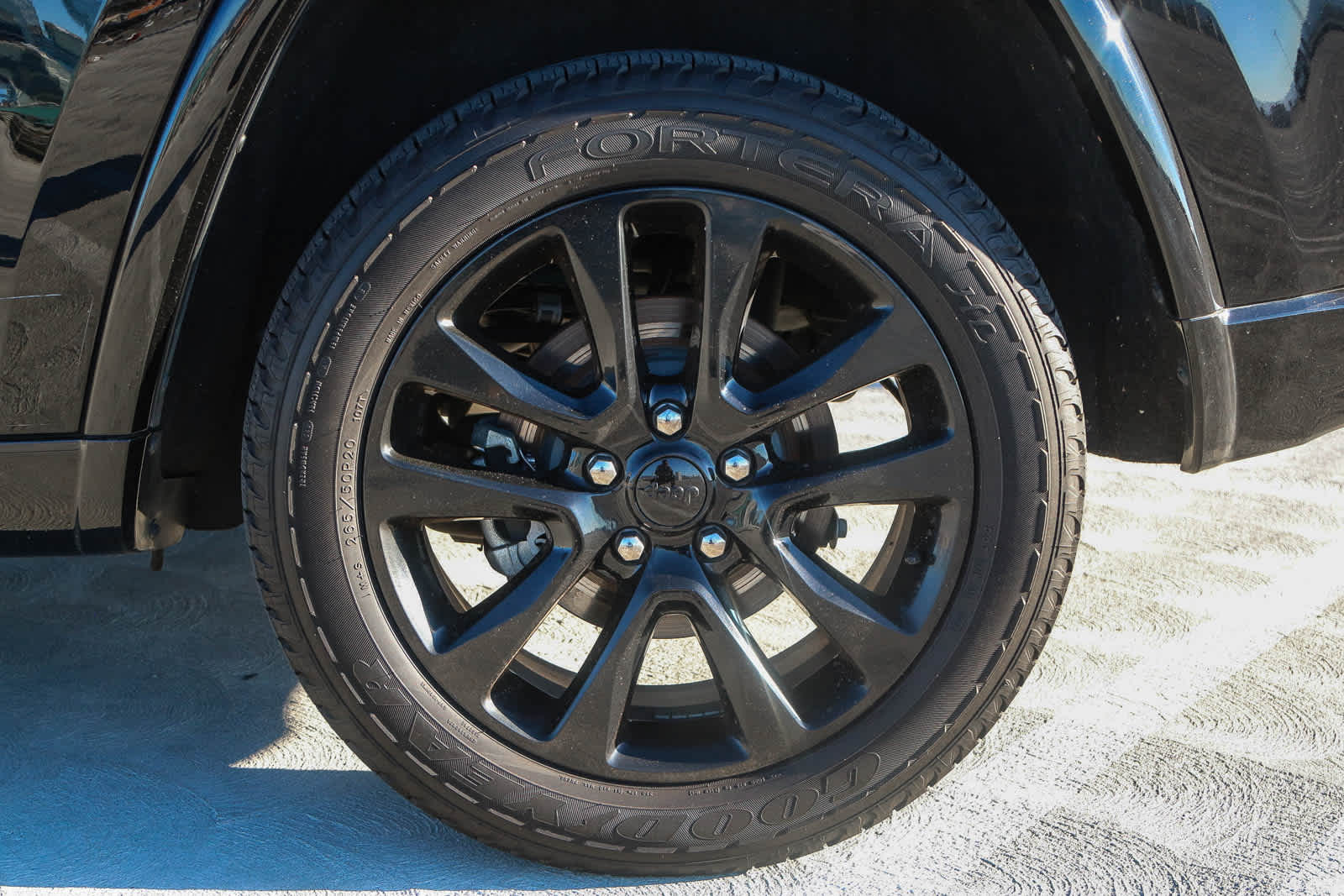 Thumbnail: 2020 Jeep Grand Cherokee - 10