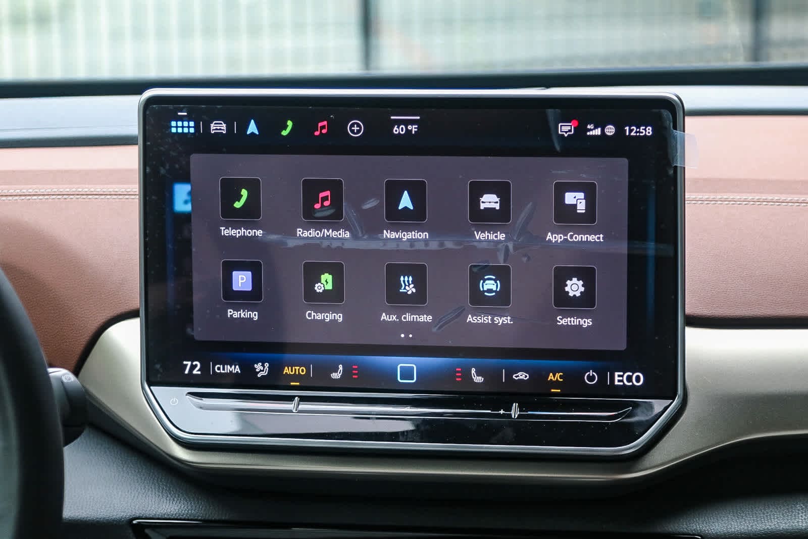 2025 Volkswagen ID.4 Pro 20