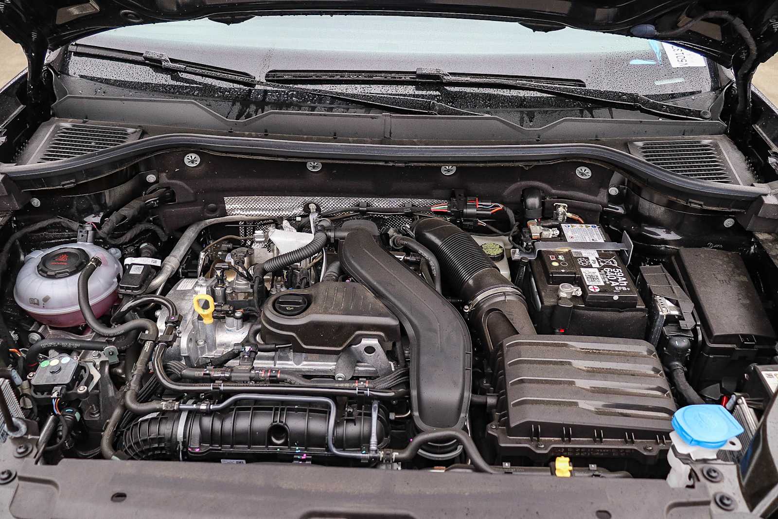 Thumbnail: 2025 Volkswagen Taos - 28