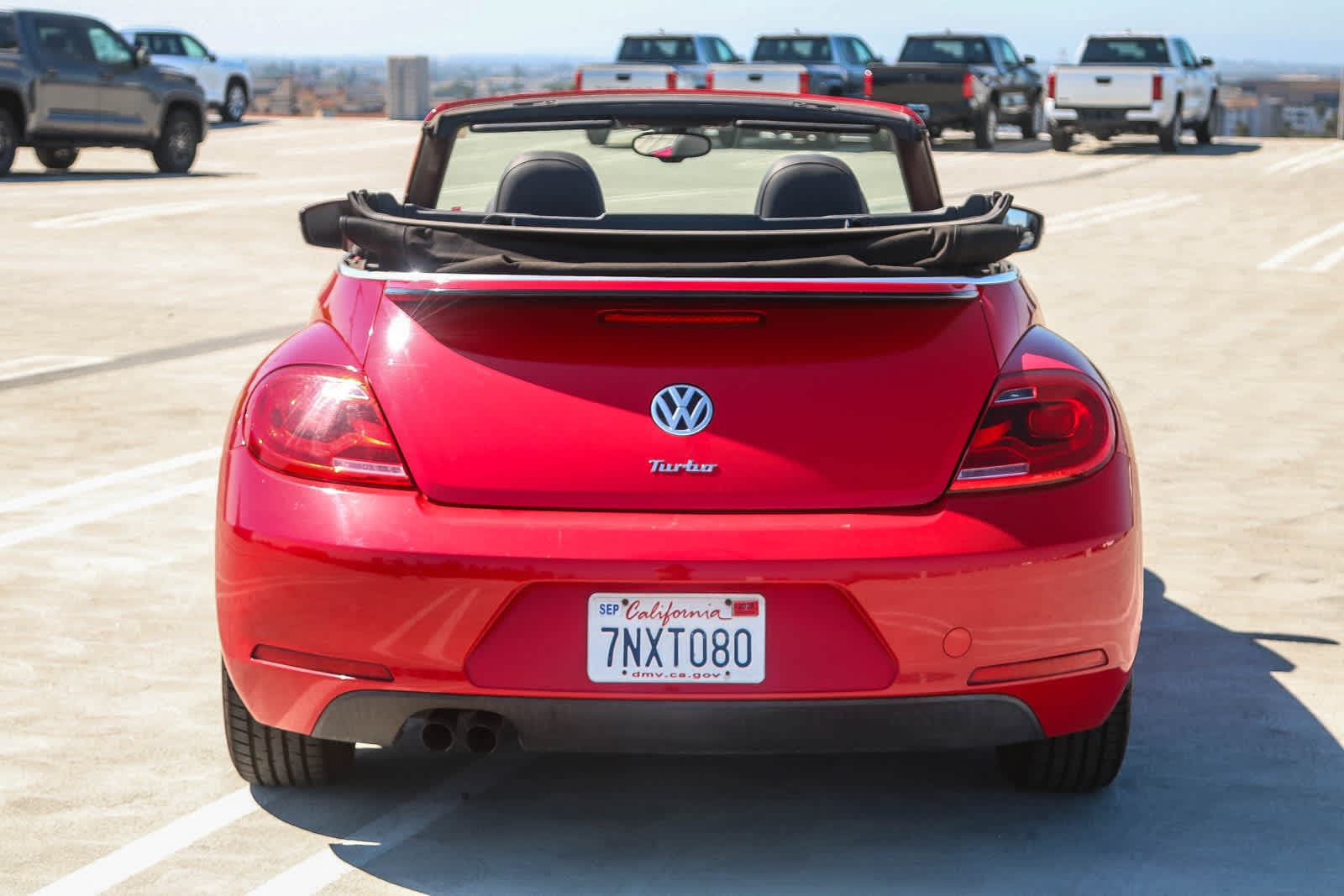 Thumbnail: 2016 Volkswagen Beetle - 18