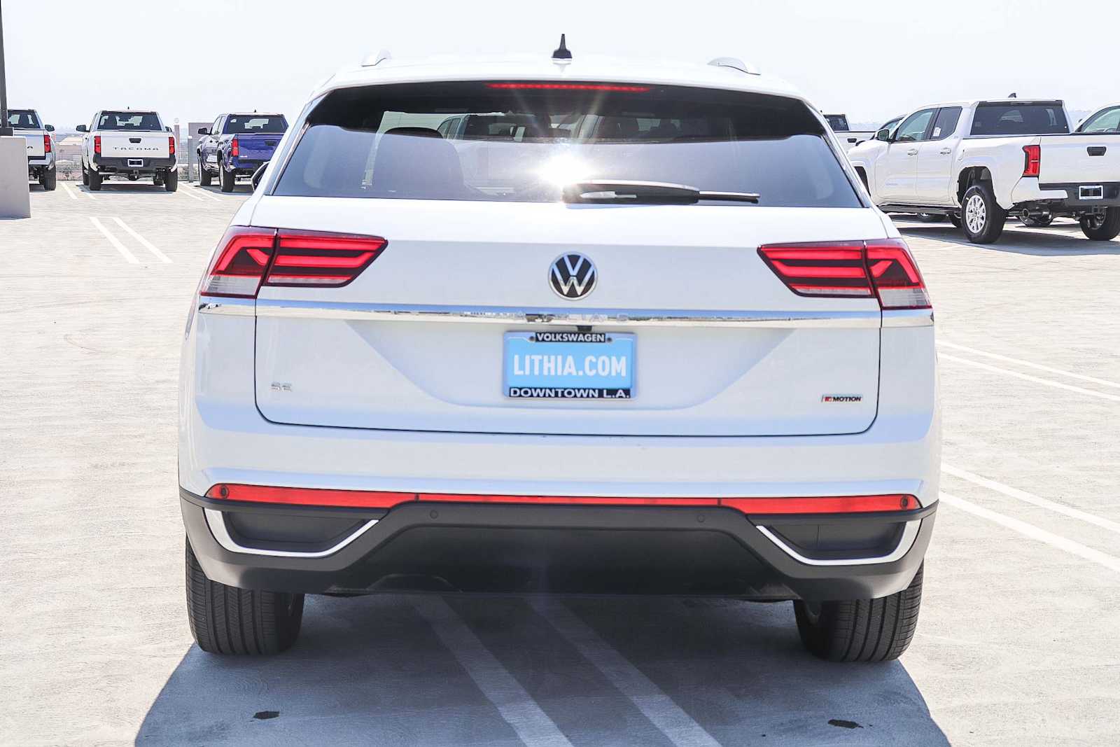 Thumbnail: 2022 Volkswagen Atlas - 4