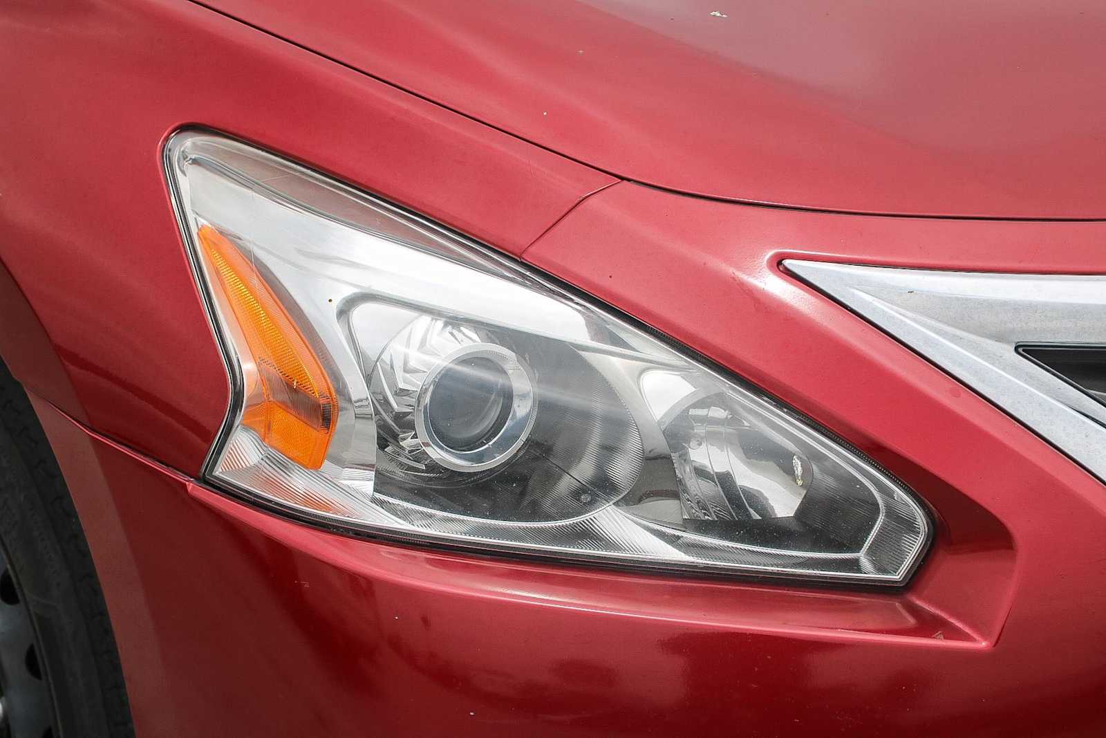 Thumbnail: 2013 Nissan Altima - 4