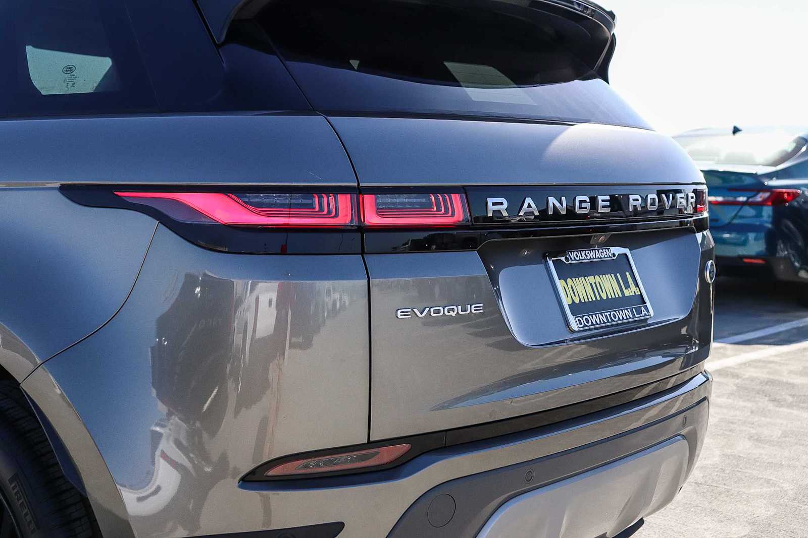 Thumbnail: 2022 Land Rover Range Rover Evoque - 9