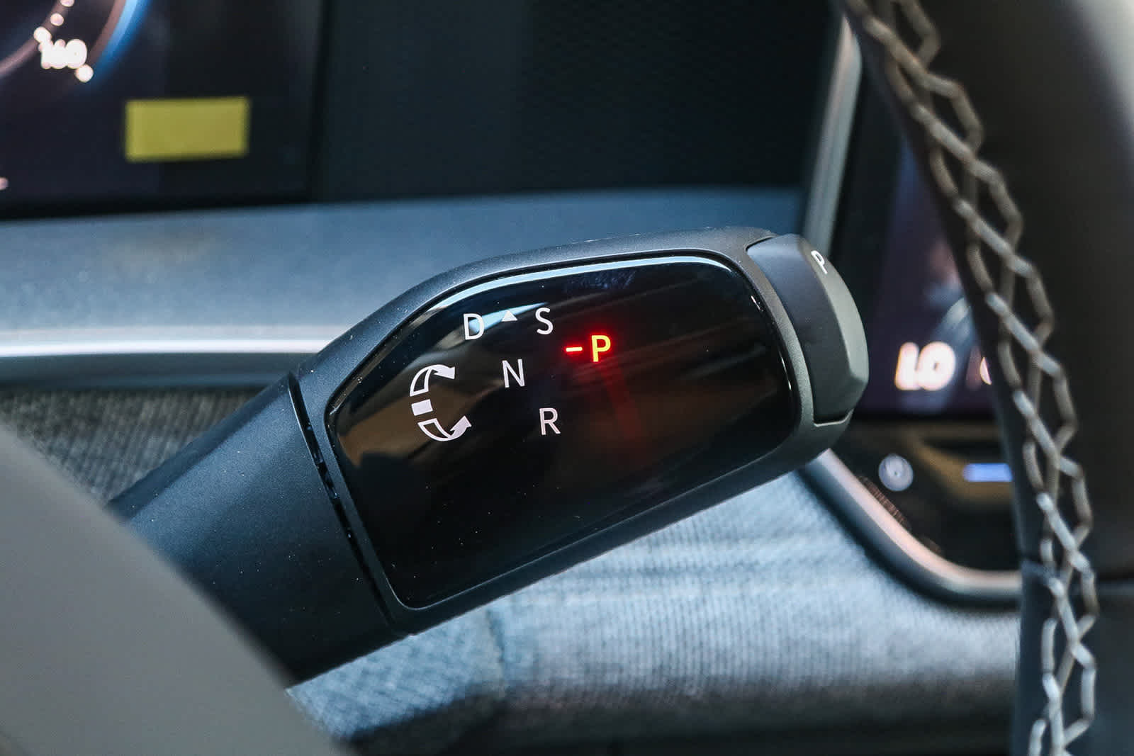 Thumbnail: 2025 Volkswagen Tiguan - 19