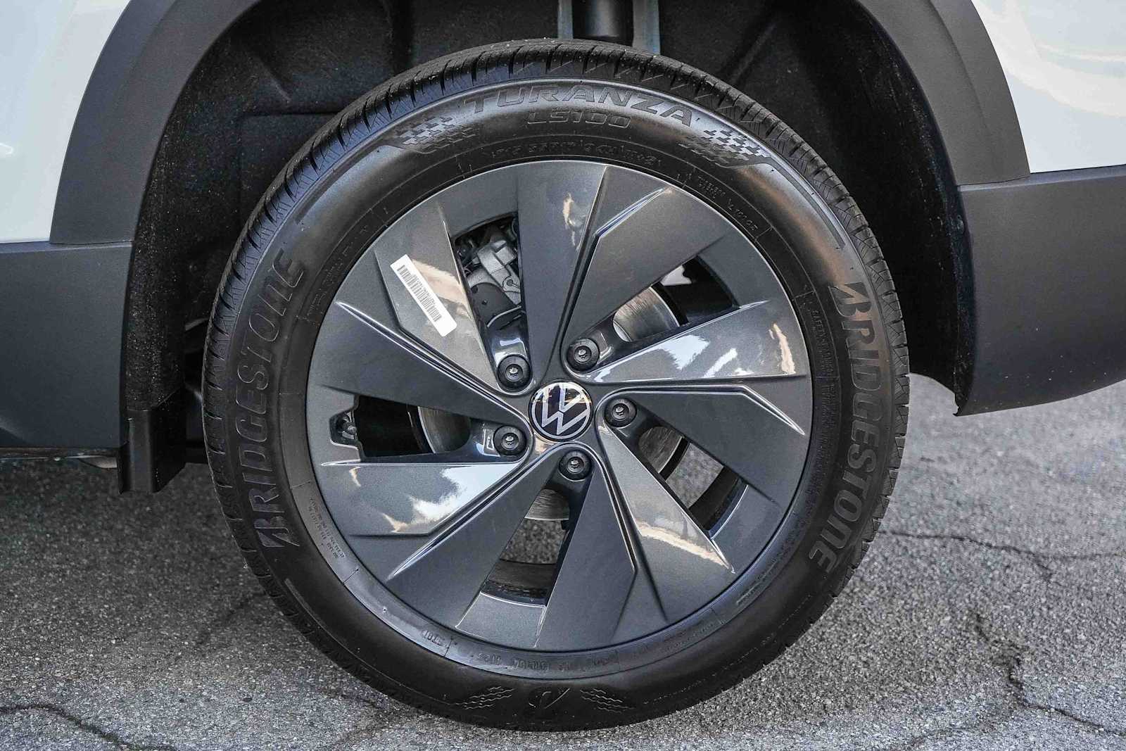 Thumbnail: 2026 Volkswagen Taos - 10