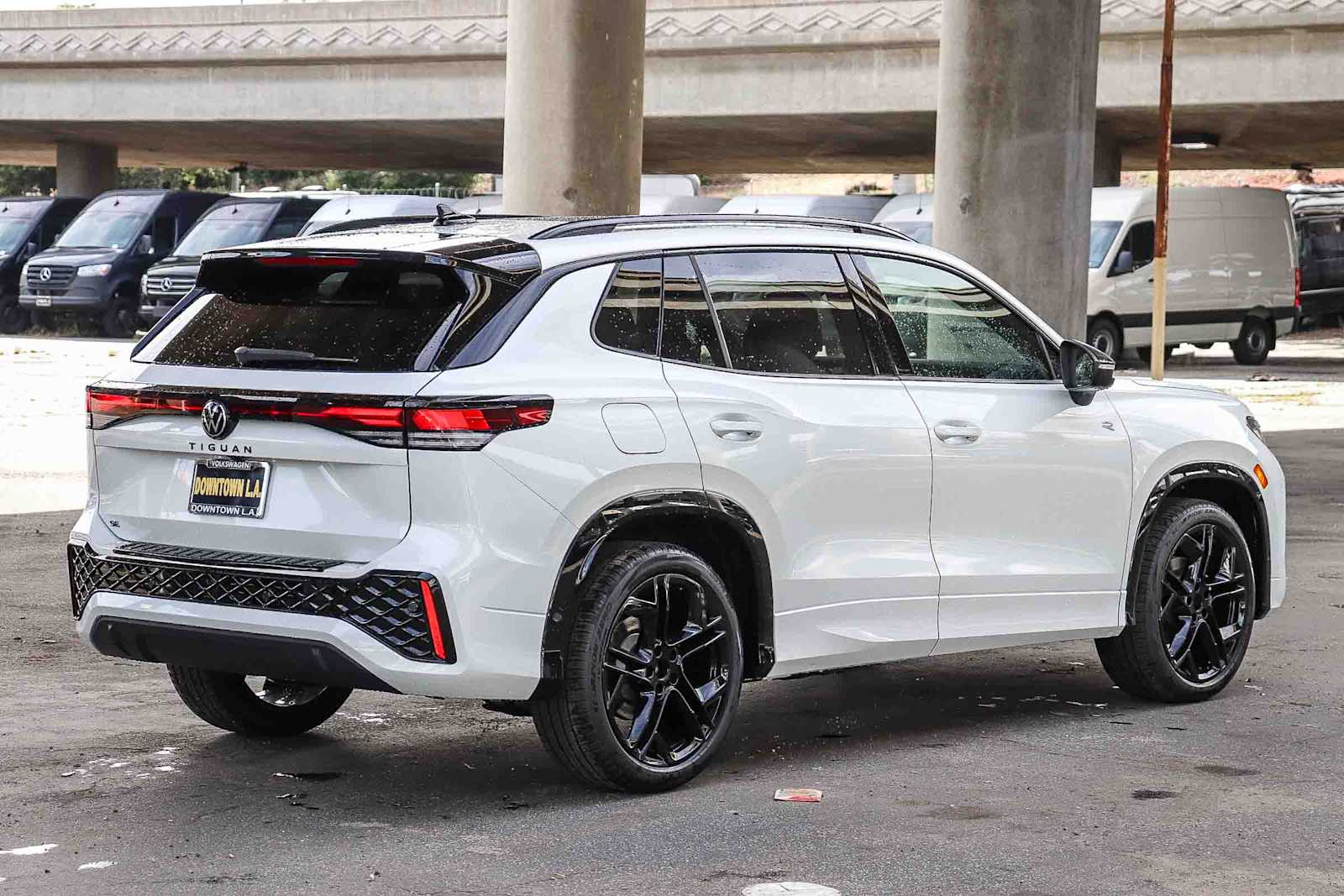 Thumbnail: 2026 Volkswagen Tiguan - 4