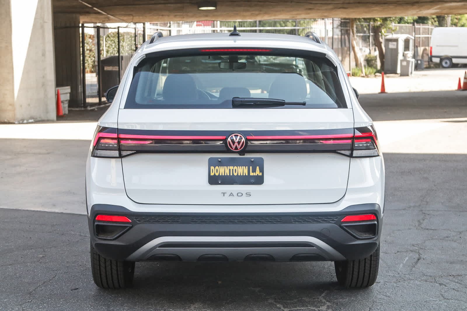 Thumbnail: 2025 Volkswagen Taos - 7