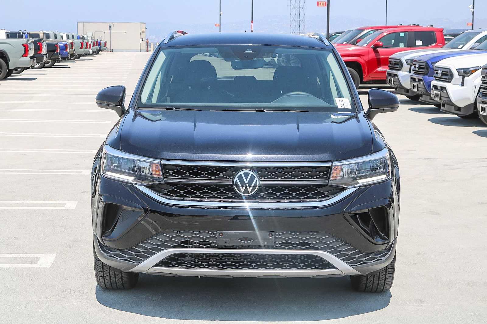 Certified 2022 Volkswagen Taos SE with VIN 3VVSX7B23NM083280 for sale in Los Angeles, CA