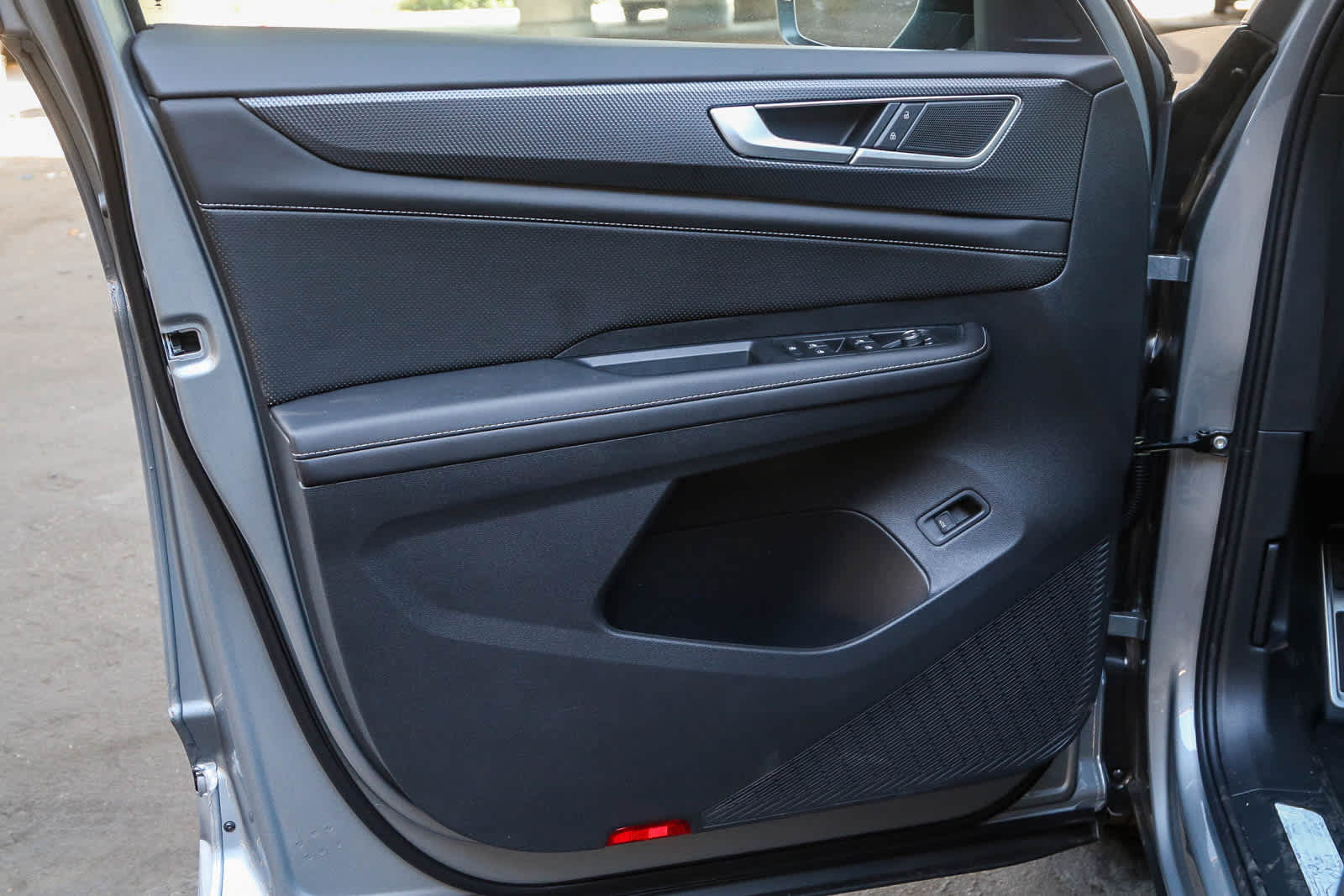 Thumbnail: 2026 Volkswagen Atlas - 23