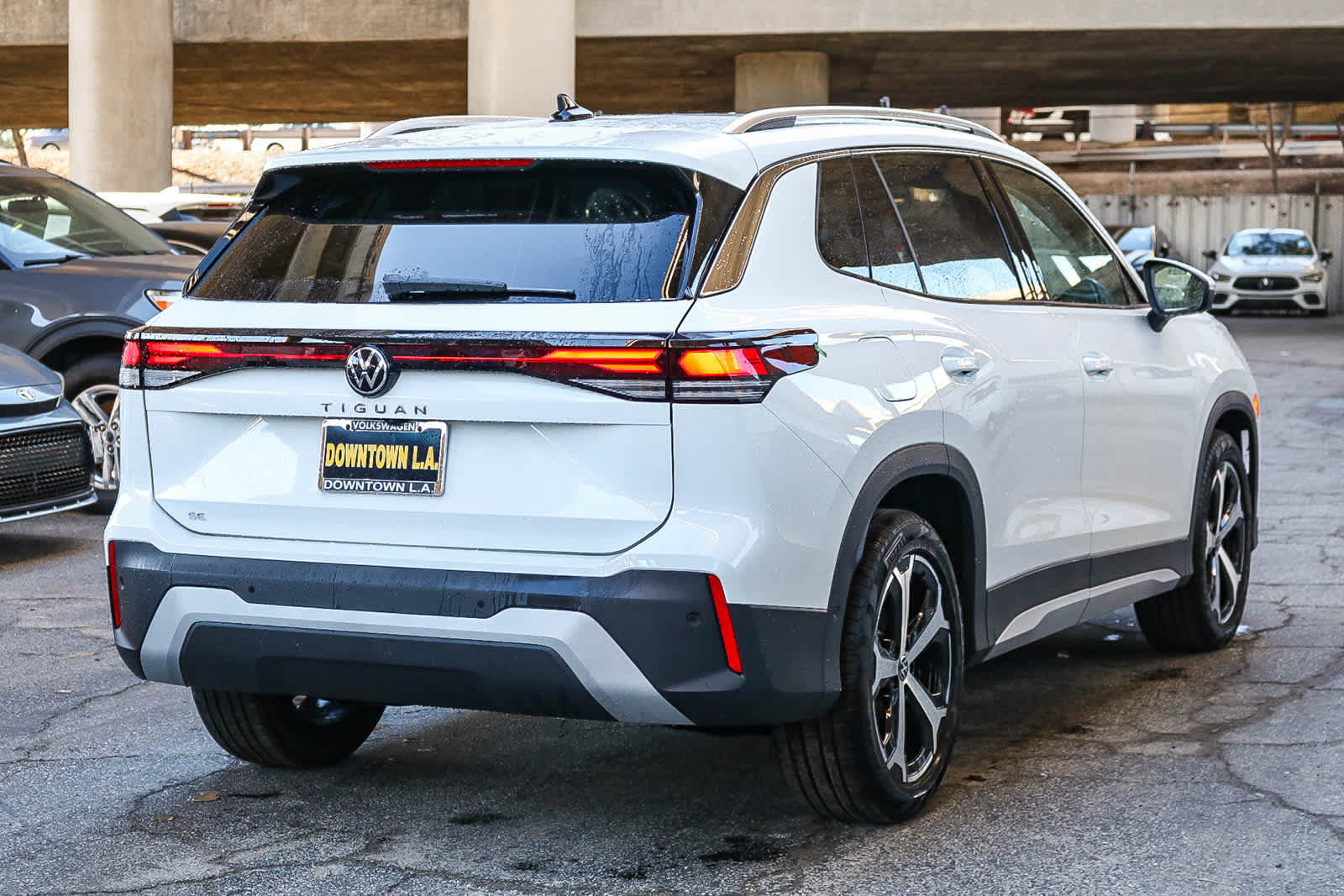 Thumbnail: 2026 Volkswagen Tiguan - 6