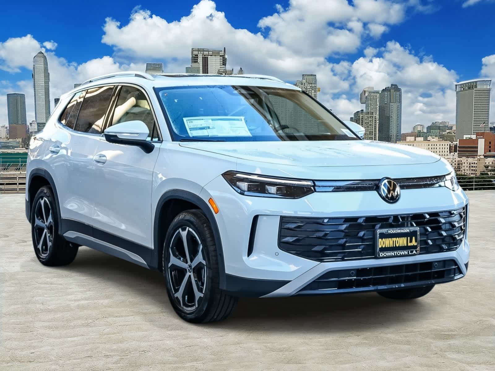 Thumbnail: 2026 Volkswagen Tiguan - 3