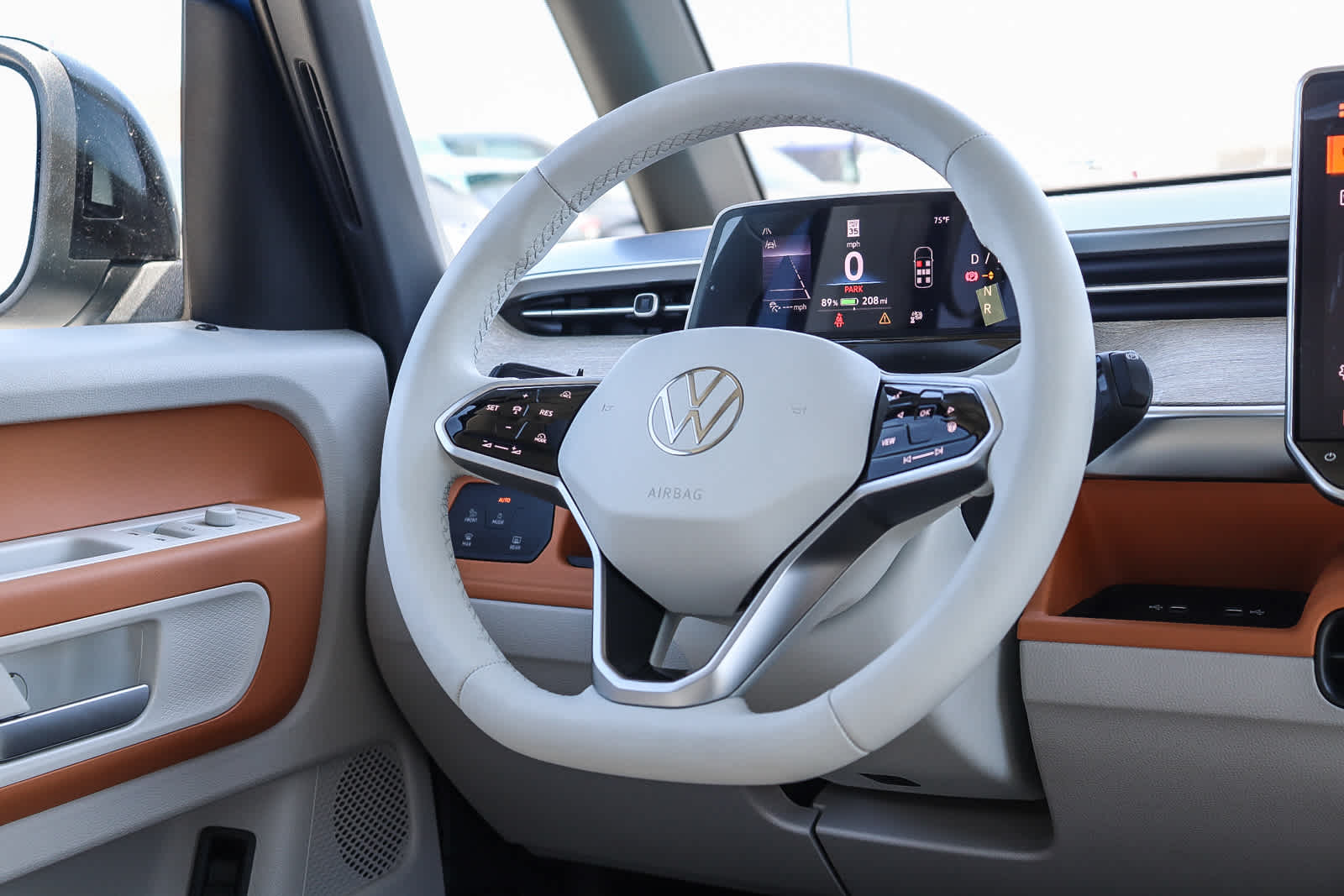 Thumbnail: 2025 Volkswagen ID.Buzz - 16