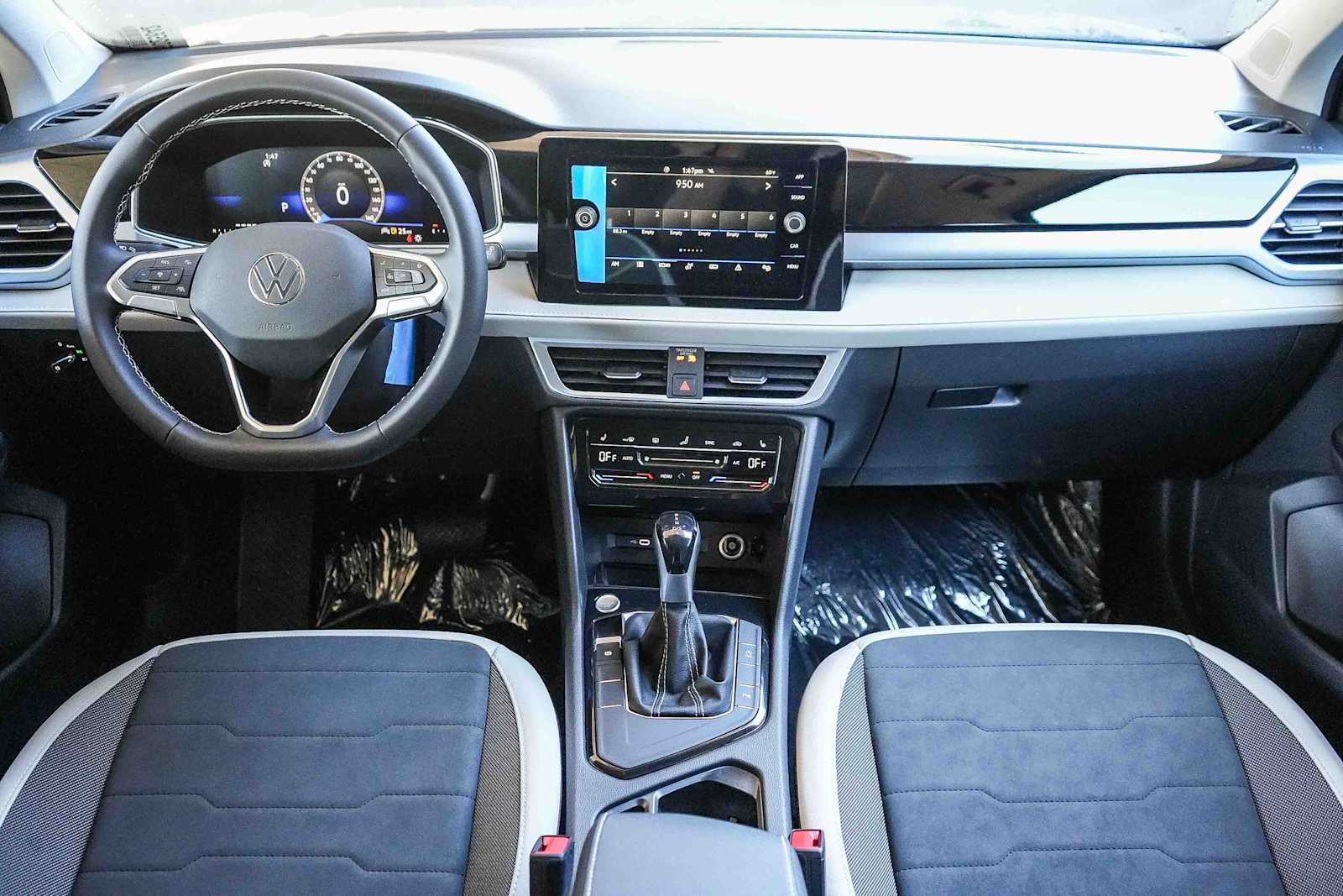 Thumbnail: 2026 Volkswagen Taos - 13