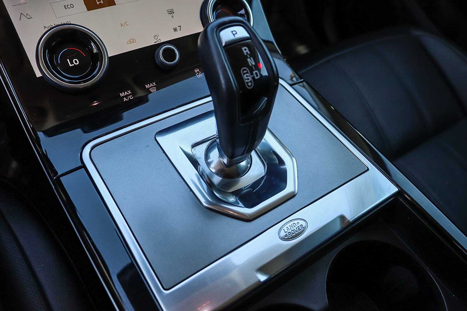 Thumbnail: 2022 Land Rover Range Rover Evoque - 20