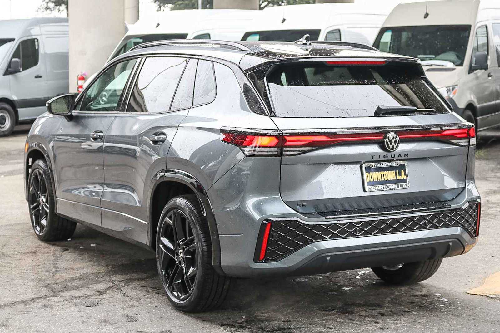 Thumbnail: 2026 Volkswagen Tiguan - 8