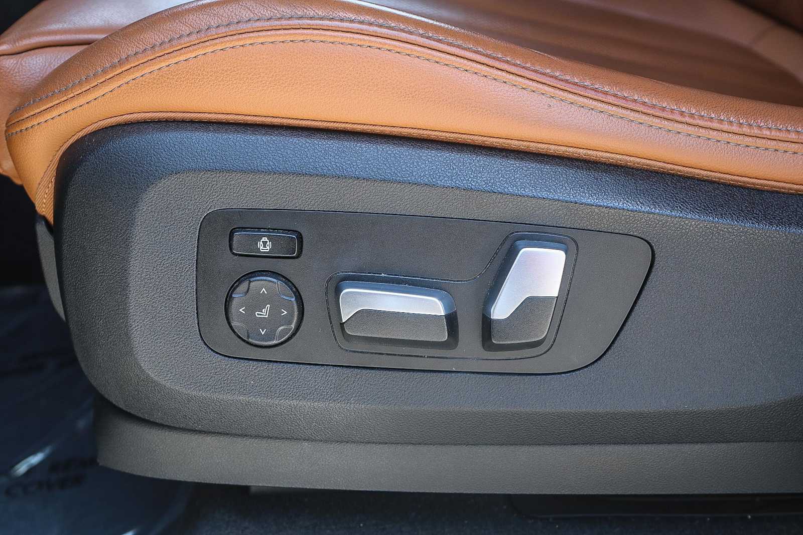 Thumbnail: 2019 BMW X7 - 22