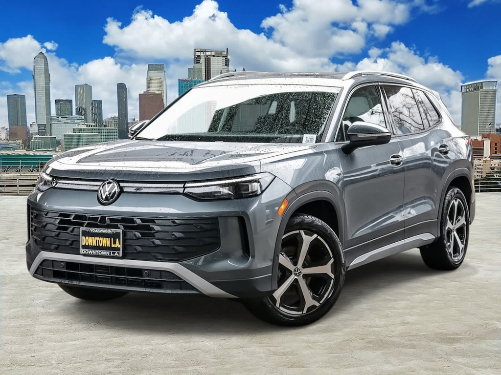 New 2026 Volkswagen Tiguan 2.0T SE SUV