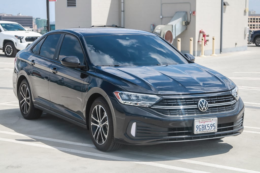 Used 2023 Volkswagen Jetta Sport Sedan