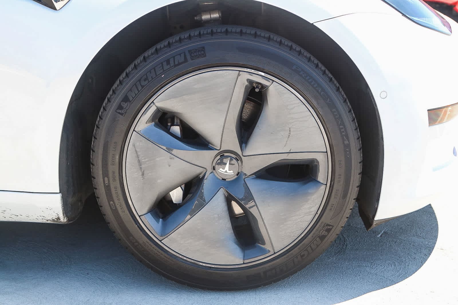 Thumbnail: 2019 Tesla Model 3 - 11