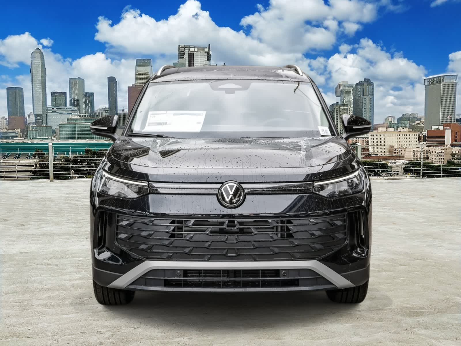 Thumbnail: 2026 Volkswagen Tiguan - 2