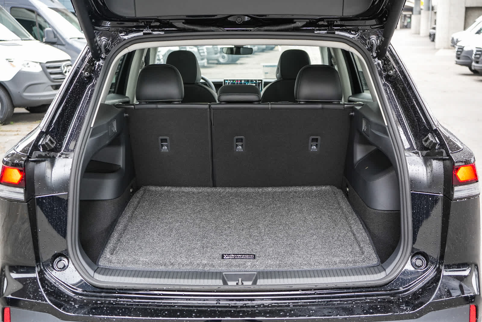 Thumbnail: 2026 Volkswagen Tiguan - 12