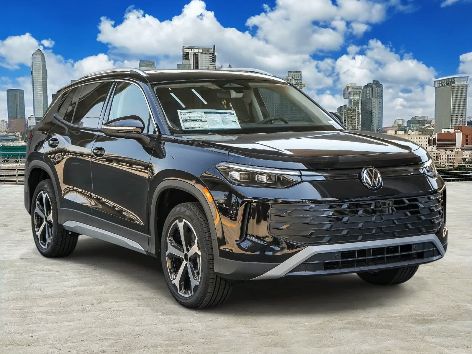 Thumbnail: 2026 Volkswagen Tiguan - 3