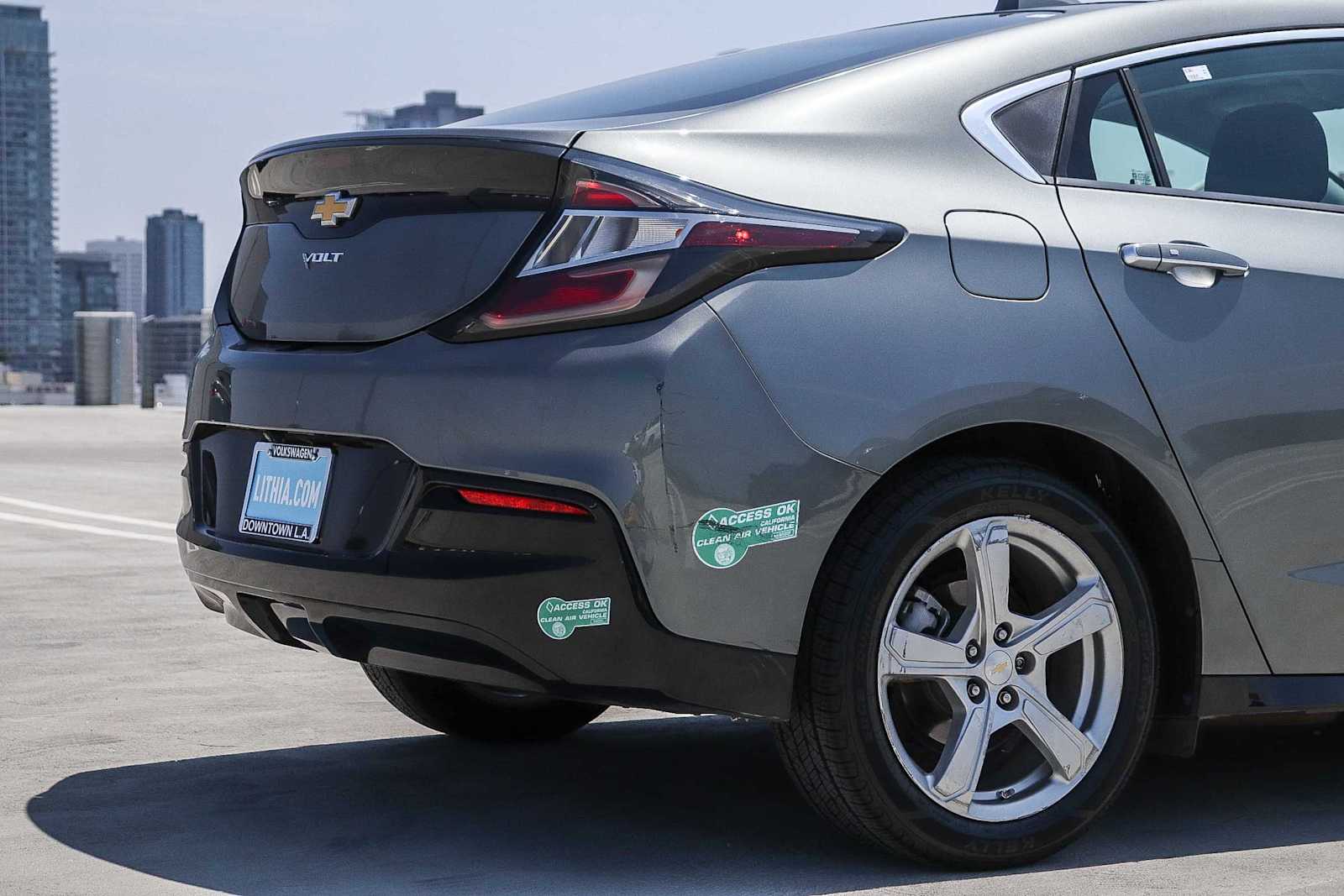 Thumbnail: 2017 Chevrolet Volt - 9