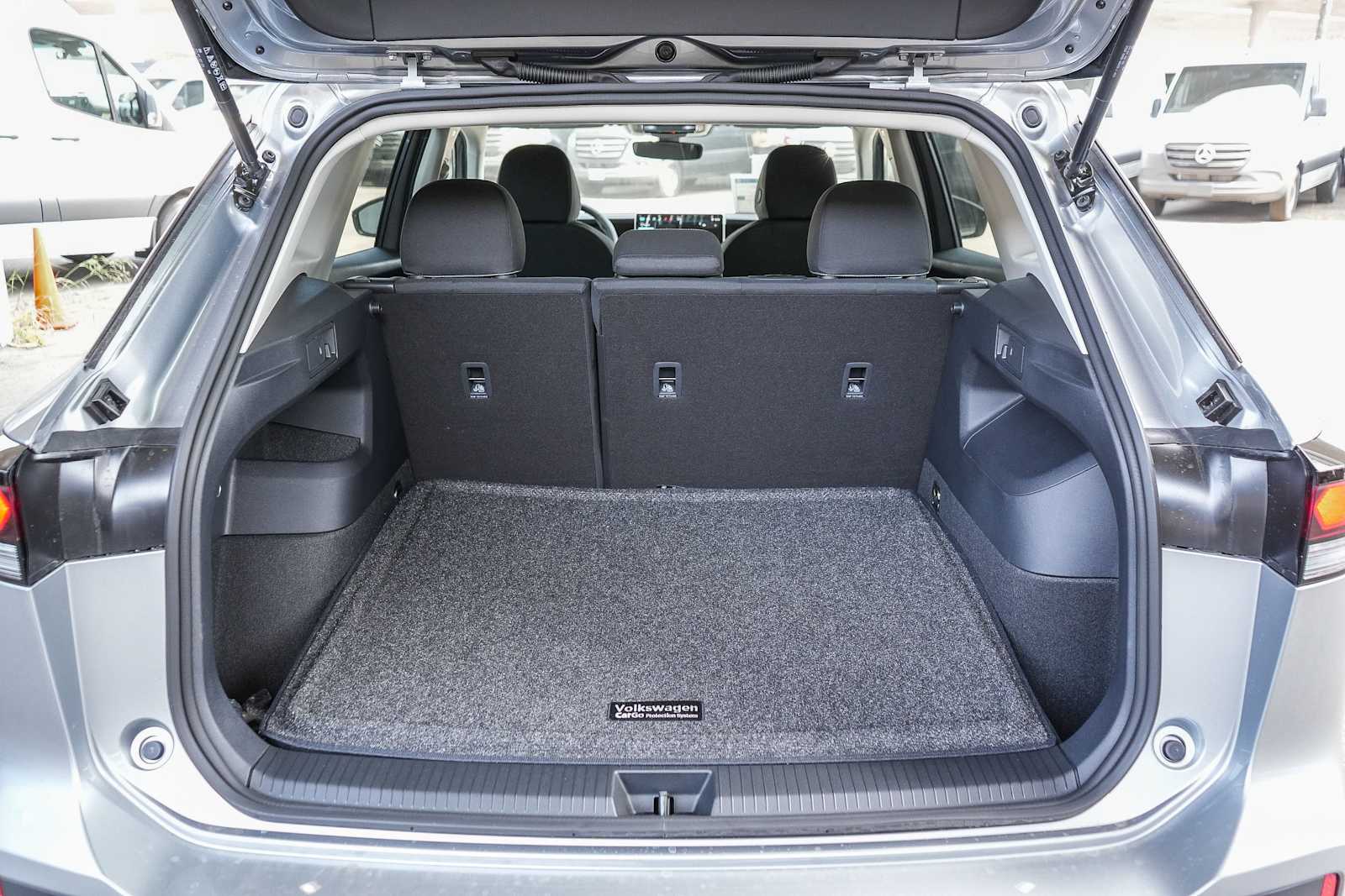 Thumbnail: 2026 Volkswagen Tiguan - 12