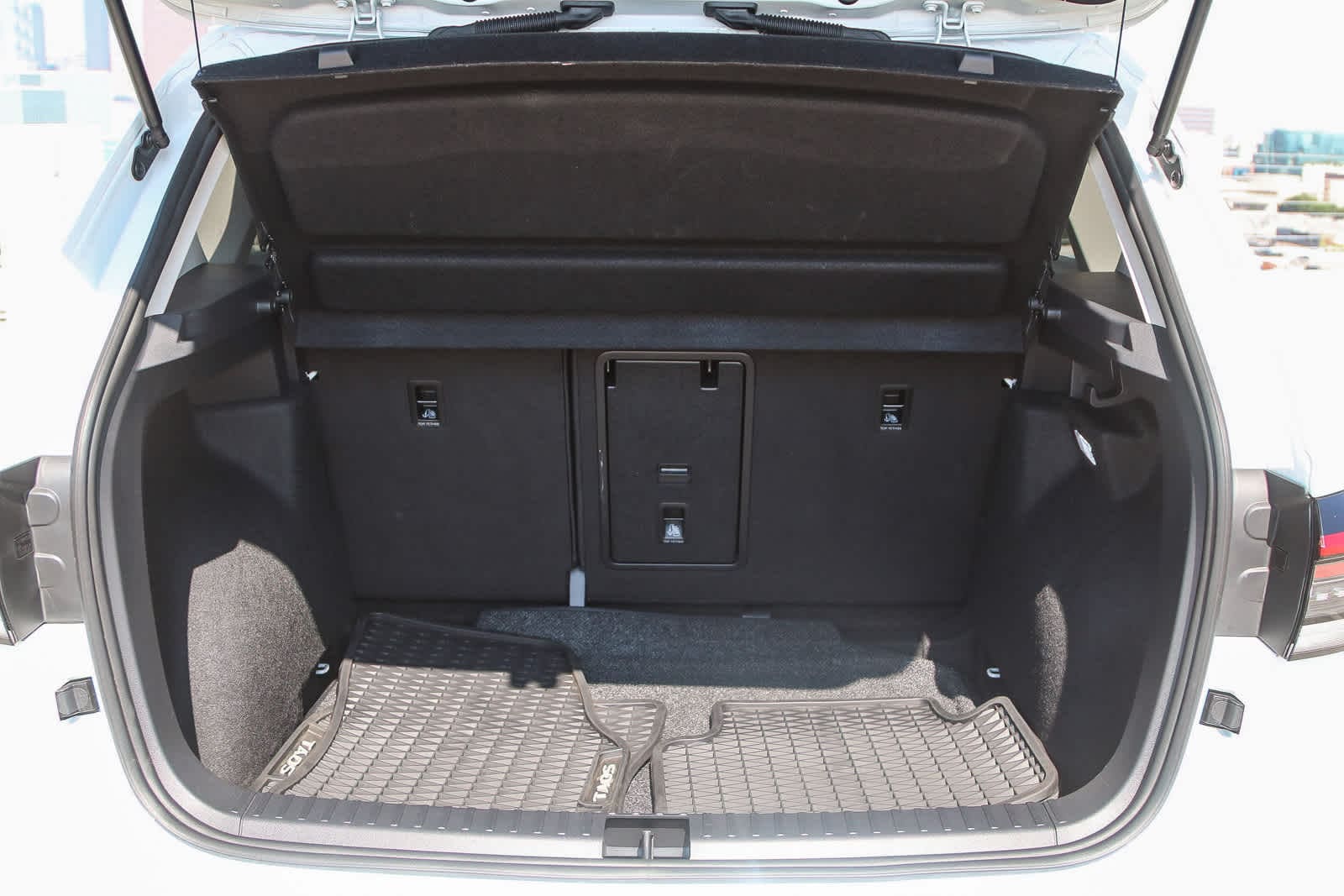 Thumbnail: 2025 Volkswagen Taos - 27