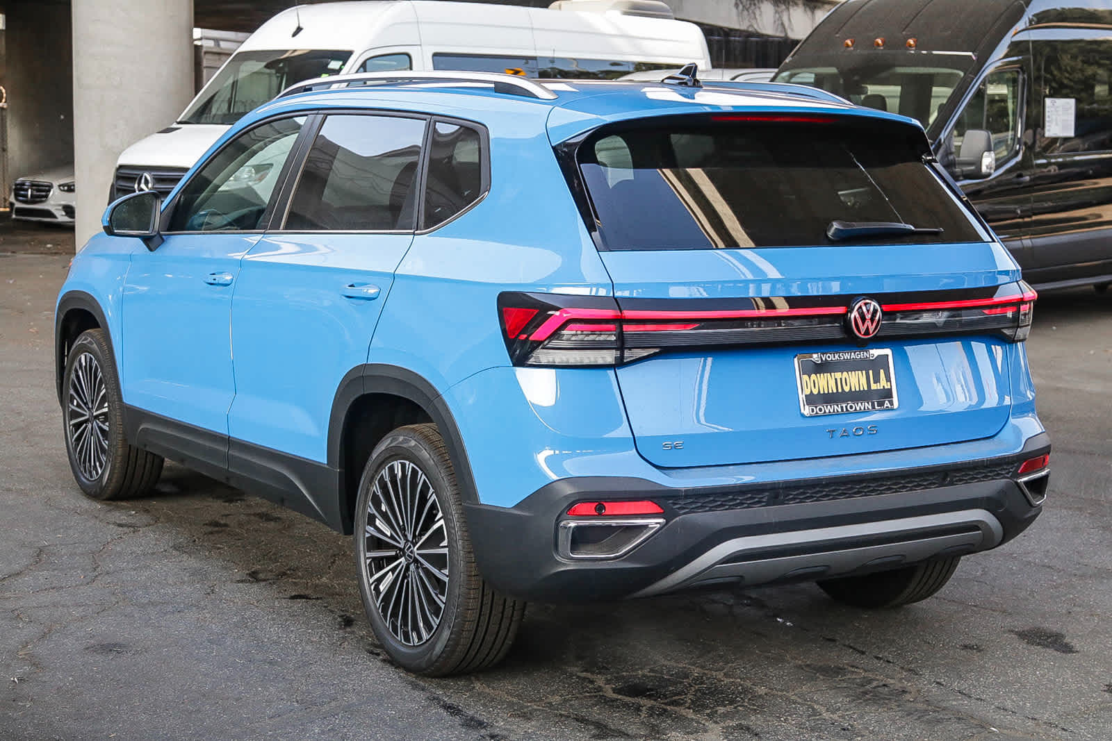 Thumbnail: 2025 Volkswagen Taos - 7