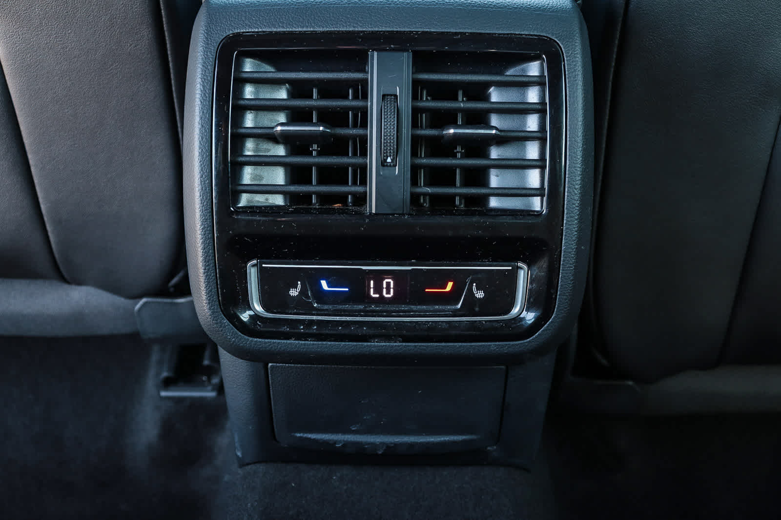 Thumbnail: 2023 Volkswagen Arteon - 20