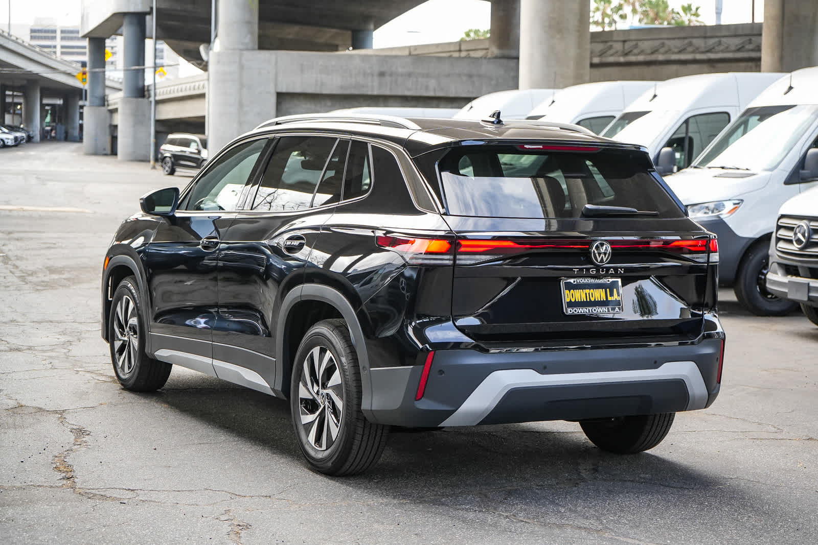 Thumbnail: 2026 Volkswagen Tiguan - 6