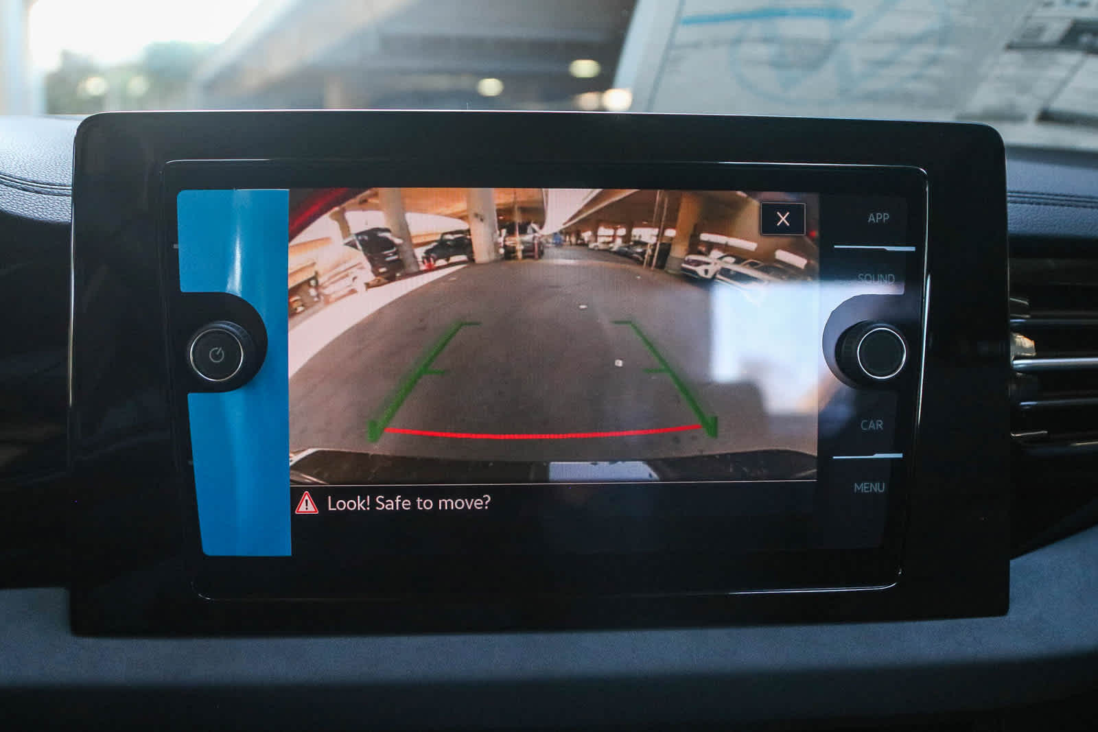 Thumbnail: 2025 Volkswagen Jetta - 25